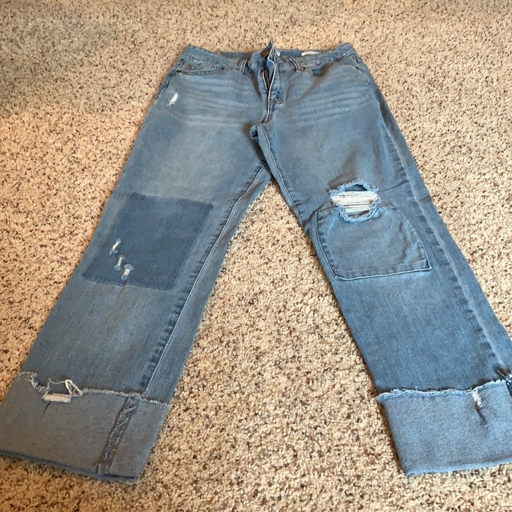 Sofia jeans.